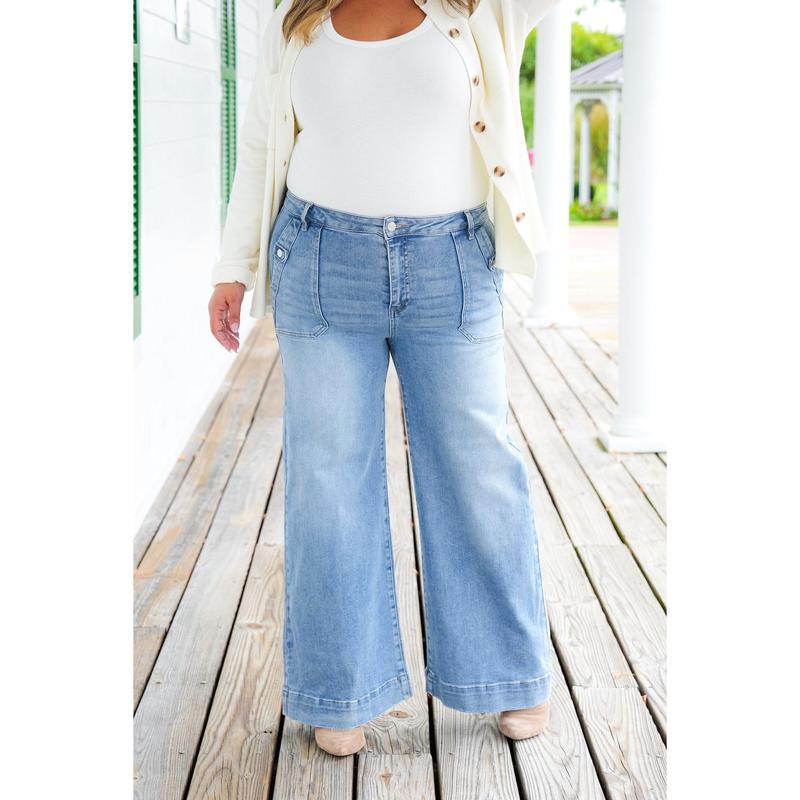 Risen High Rise Light Wash Ankle Wide Leg Patch Front Pocket Jeans