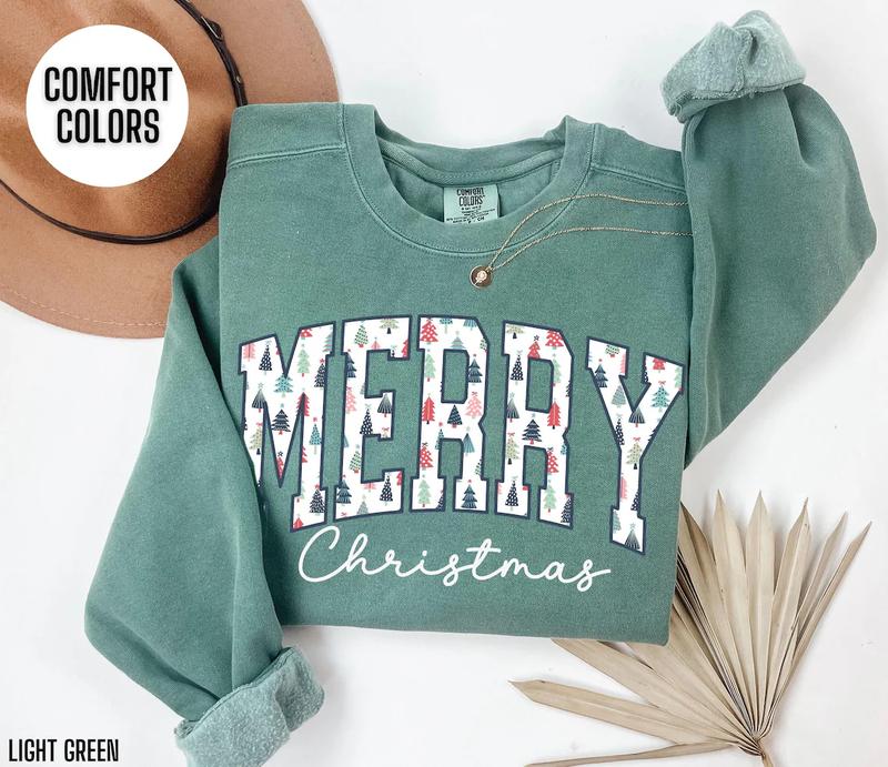 Comfort Colors, Merry Christmas Sweatshirt Comfort Colors Christmas Crewneck Women Holiday Sweatshirt Cute Xmas Sweater Cozy Winter Oversized Sweatshirt