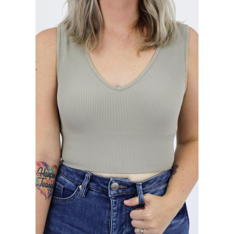 The Essential Crop | V Neck Top Bralette