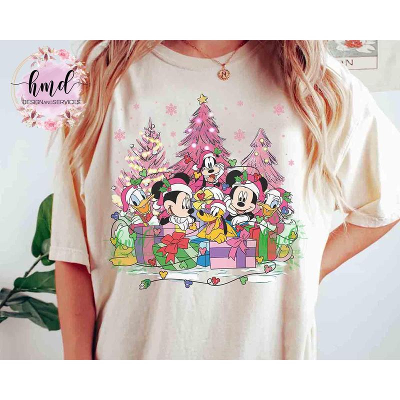 Santa Mickkey and Friends Pink Christmas Light Sweatshirt, Cartoon Mickkey's Very Merry Xmas Matching Tee, Cartoon Vacation Holiday Family Gift RUXV