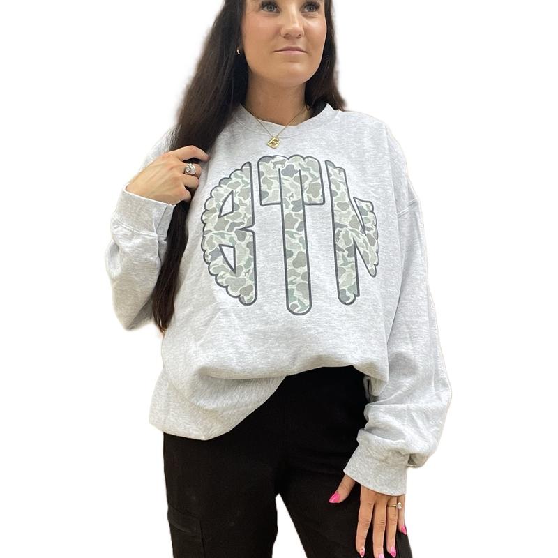 Retro Camo Monogram Sweatshirt Pullover Womenswear  Comfort Fabric Casual