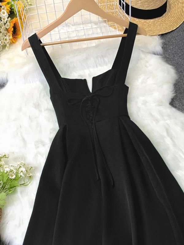 Basic V-cut Lace Up A-line Vintage Cami Dress, Summer Minimalist Comfort Sleeveless Long Dresses for Party, Sundress, Back To School Casual Ladies Summer Dresses, Womenswear, Hoco Dresses Black Girls, Halloween, Halloween Costume