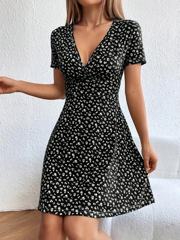 Women's Ditsy Floral Print Wrap A Line Vintage Dress, Boho V Neck Short Sleeve Dress for Daily Holiday Vacation Wear, Frenchy Style Summer Clothes Women, Ladies Dress