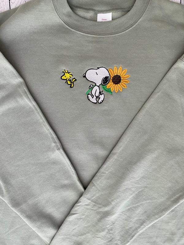 Embroidered Sweatshirt Snoopy Sunflower, Funny Sweatshirt