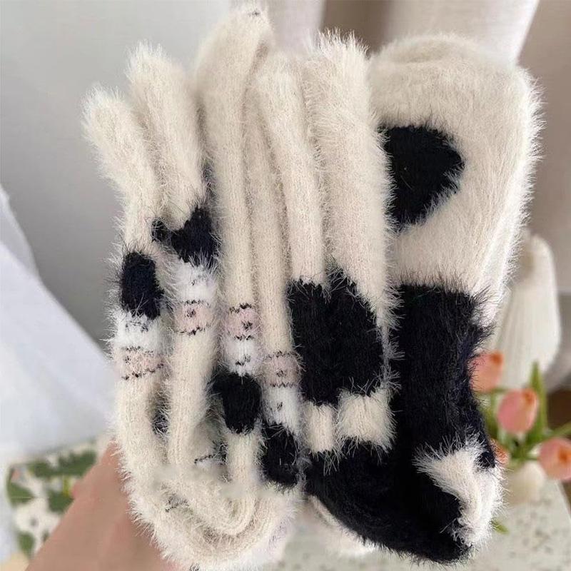 2 3 Pairs Cute Cow Fuzzy Socks, Women Warm Winter Slipper Soft Casual Cozy Fluffy Socks for Christmas Gift, Sleeping Thickened Plush Crew for Home