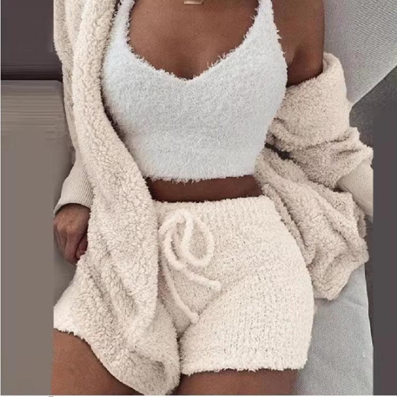 Vero Cozy Chic 3-Piece Fluffy Pajama Set Loungewear Nightwear pajama set Comfort Womenswear Soft Cropped comfy rompers