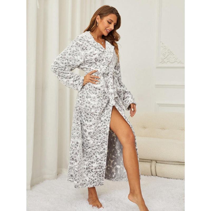 One-Piece Set Of Simple Printing Color Female tumn And Winter Thickened Grey Leopard Print Warm Lapel Robe Suitable For Home Use