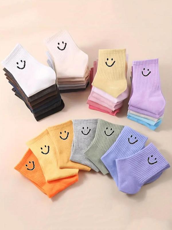 Random Women's Cartoon Face Print Crew Socks, Casual Moisture Wicking Socks, Socks for Women, Back-to-School Clothing, Soft Comfy Breathable Socks for All Seasons Daily Wear, Vacation Wear, Fall Wear Womenswear