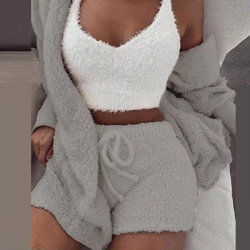 Vero Cozy Chic 3-Piece Fluffy Pajama Set Loungewear Nightwear pajama set Comfort Womenswear Soft Cropped comfy rompers