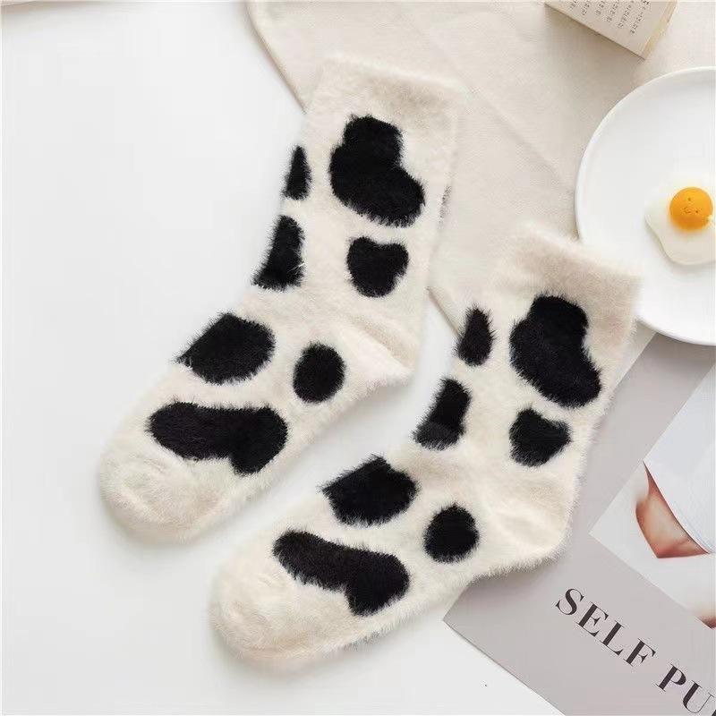 2 3 Pairs Cute Cow Fuzzy Socks, Women Warm Winter Slipper Soft Casual Cozy Fluffy Socks for Christmas Gift, Sleeping Thickened Plush Crew for Home