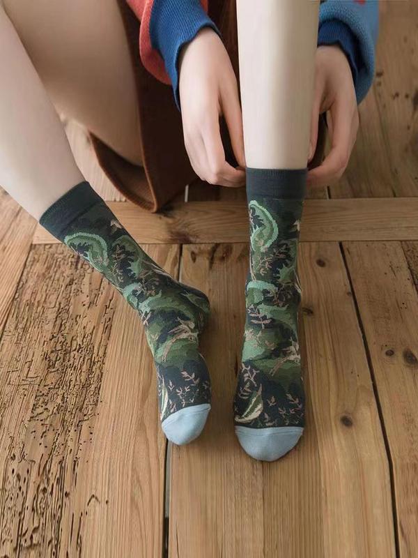 Women's 4 Pairs Animal & Floral Print Crew Socks, Fashion Street Comfy Socks For Daily Vacation Party, Women's Socks For All Seasons