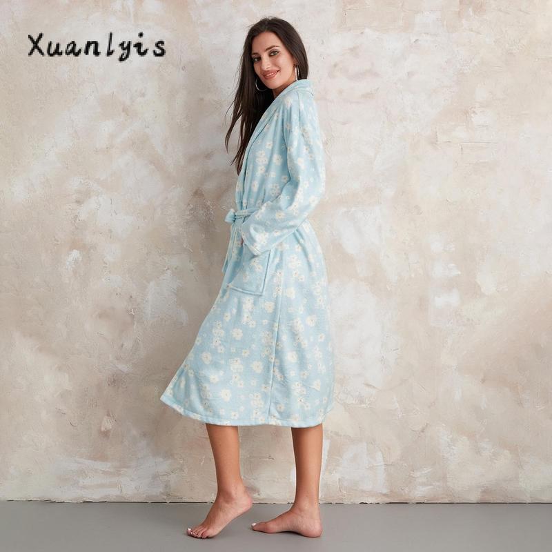 Women Dressing Gown Flannel Robe Floral Print Shawl Collar Bathrobe for Hotel Spa Party Kimono Robe with Belt Long Sleeve Sleeve Womenswear Check