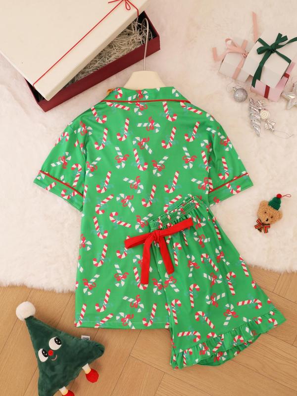 Two-Piece Set Women's Christmas Themed Contrast Binding Lapel Neck Pajama, Short Sleeve Button Front Shirt & Shorts PJ Set, Ladies Sleepwear for All Seasons