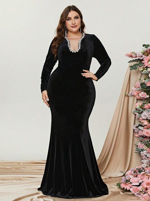 Plus Size Faux Pearls Rhinestone Decor Scoop Neck Contrast Mesh Sheer Velvet Mermaid Evening Dress, Elegant Long Sleeve Zipper Design Evening Party Gown, Women's Clothes for All Seasons