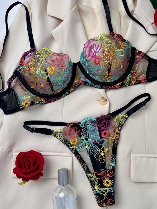 Women's Floral Embroidery Push Up Bra & Thong Sexy Lingerie Set, Elegant Romantic Breathable Comfortable Underwear Set for Daily Wear, Women's Lingerie & Underwear for All Seasons