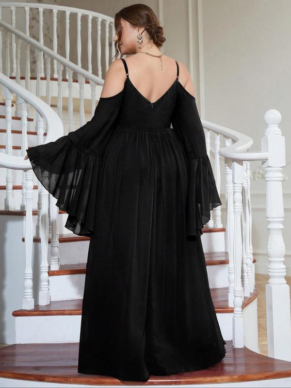 Womenswear Cold Shoulder Split Thigh Comfort Evening Dress, Elegant Formal Wear, Basic Plus Size Flounce Sleeve Long Dress for Party & Banquet, Homecoming Dresses, Minimalist Plus Clothing for All Seasons, Girl Clothes