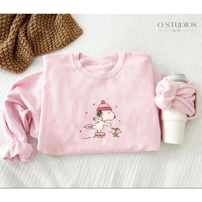 Snoopyy Skiing Sweatshirt, Christmas Snoopyy Sweatshirt, Snoopyy Christmas Sweatshirt, Christmas Sweater Womenswear