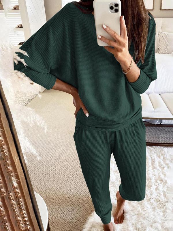 Women's Solid Comfort Textured Loungewear Set, Minimalist Fashion Batwing Sleeve Tee & Pocket Pants, Fall Wear, Casual Womenswear Comfy Ladies Fall Sleepwear, Fall Wear Black Girl