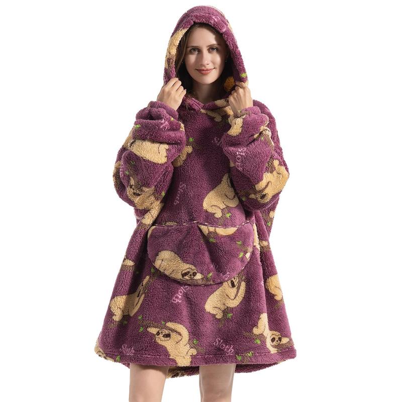 Cartoon Pattern Hooded Flannel Hoodie Blanket, 1 Count 320GSM Air-conditioned Room Long Sleeve Wearable Blanket with Pocket, Soft Warm Blanket for Home Office Bed Camping Travel