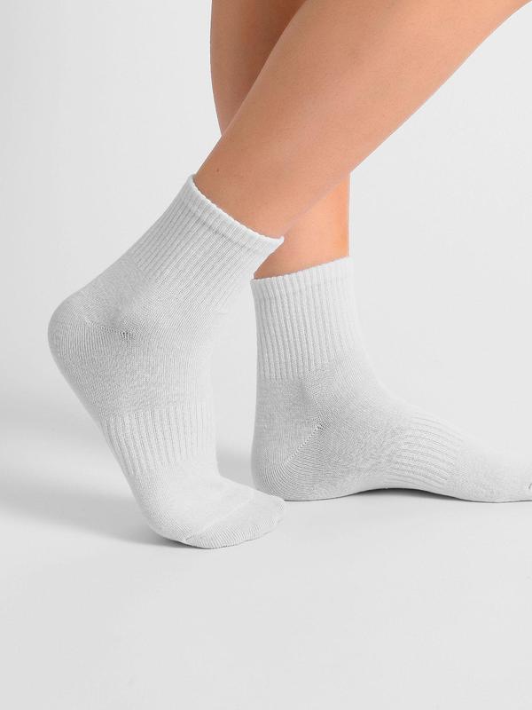 Women's 5 Pairs Solid Crew Socks, Casual Moisture Wicking Socks, Soft Comfy Breathable Socks for All Seasons Daily Wear