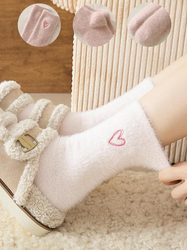 Random Color Women's Heart Embroidery Plush Crew Socks, Casual Soft Comfy Thermal Socks for Fall & Winter, Women's Socks for Daily Wear