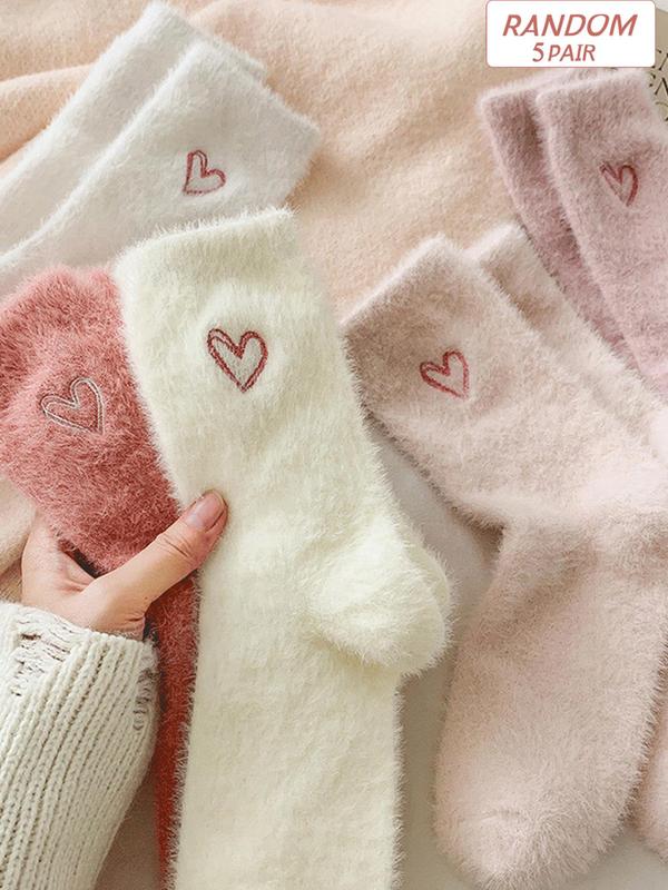 Random Color Women's Heart Embroidery Plush Crew Socks, Casual Soft Comfy Thermal Socks for Fall & Winter, Women's Socks for Daily Wear