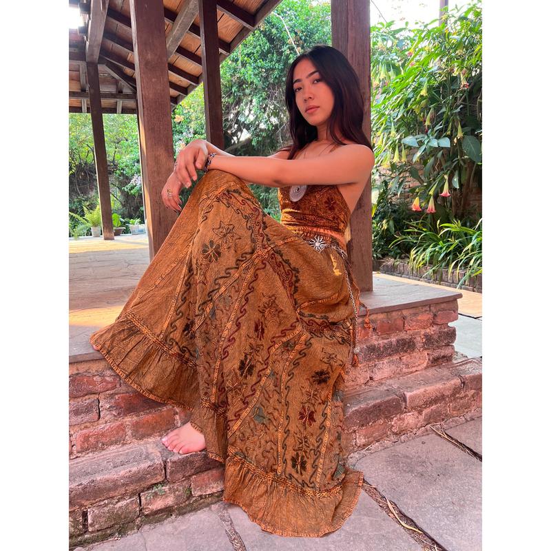 Pari Vintage Vibe Brown Embroidery Maxi Skirt