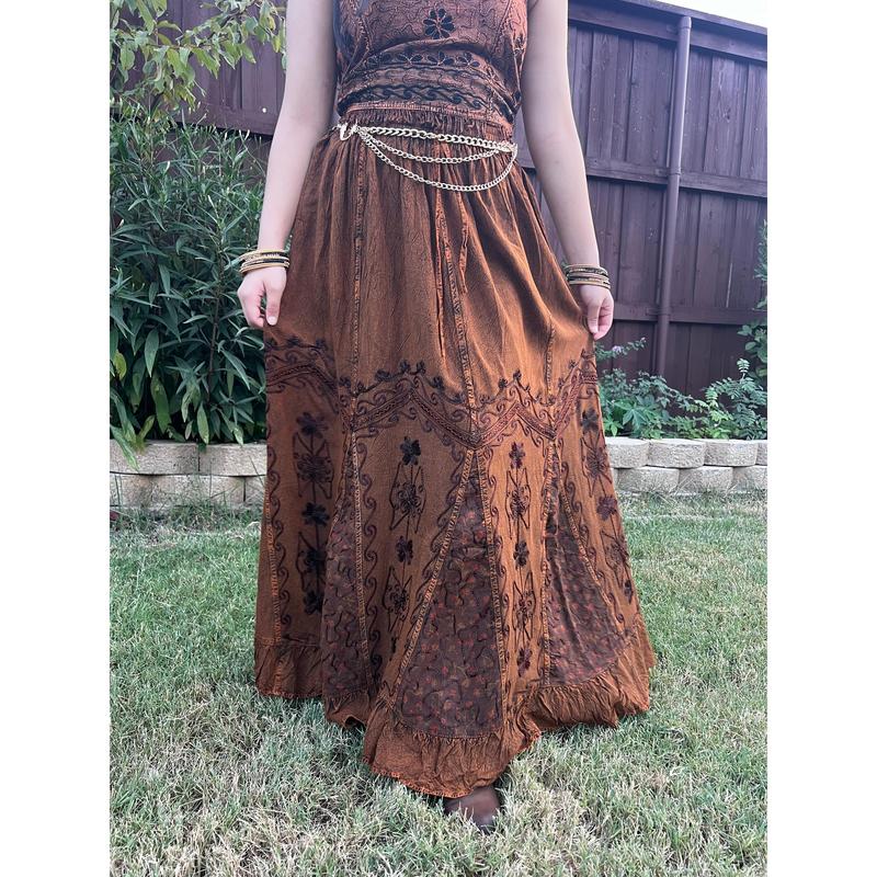 Pari Vintage Vibe Brown Embroidery Maxi Skirt