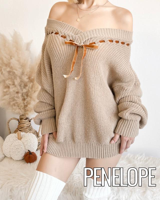 VINTAGE INSPIRED OVERSIZED KNIT SWEATER (ONE SIZE)