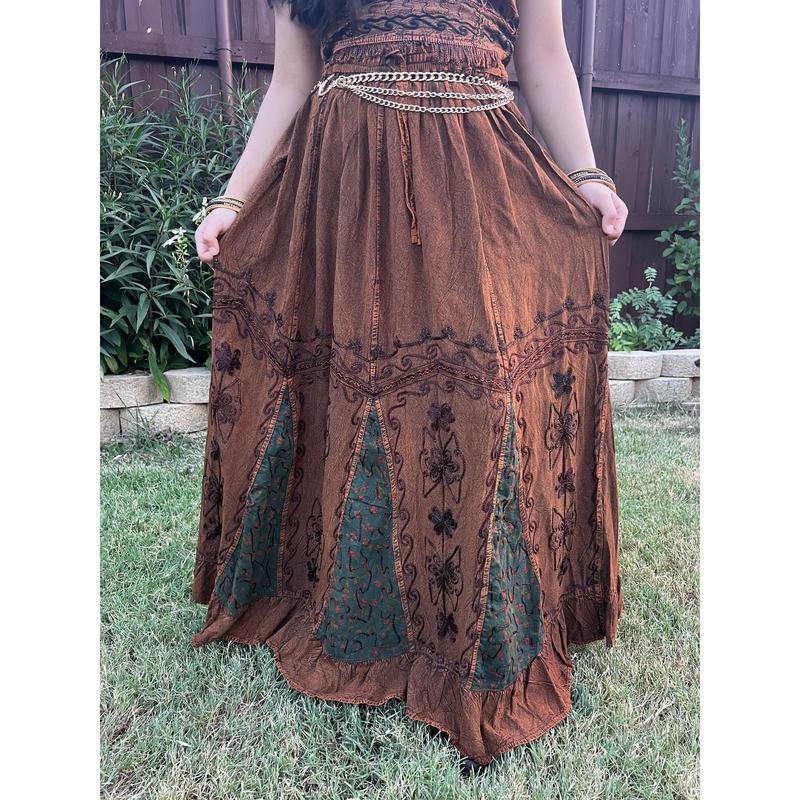 Pari Vintage Vibe Brown Embroidery Maxi Skirt