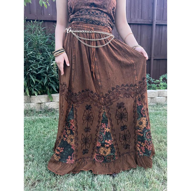 Pari Vintage Vibe Brown Embroidery Maxi Skirt