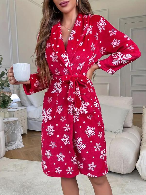 Fall Women's Floral Strawberry Print Wrapped Belted Flannel Lounge Robe, Fall Wear, Fallfreshness Casual Pocket Shawl Collar Thermal Robe, Fluffy Pajamas, Women's Fall & Winter Soft Pj for Homewear, Fall Wear for Women