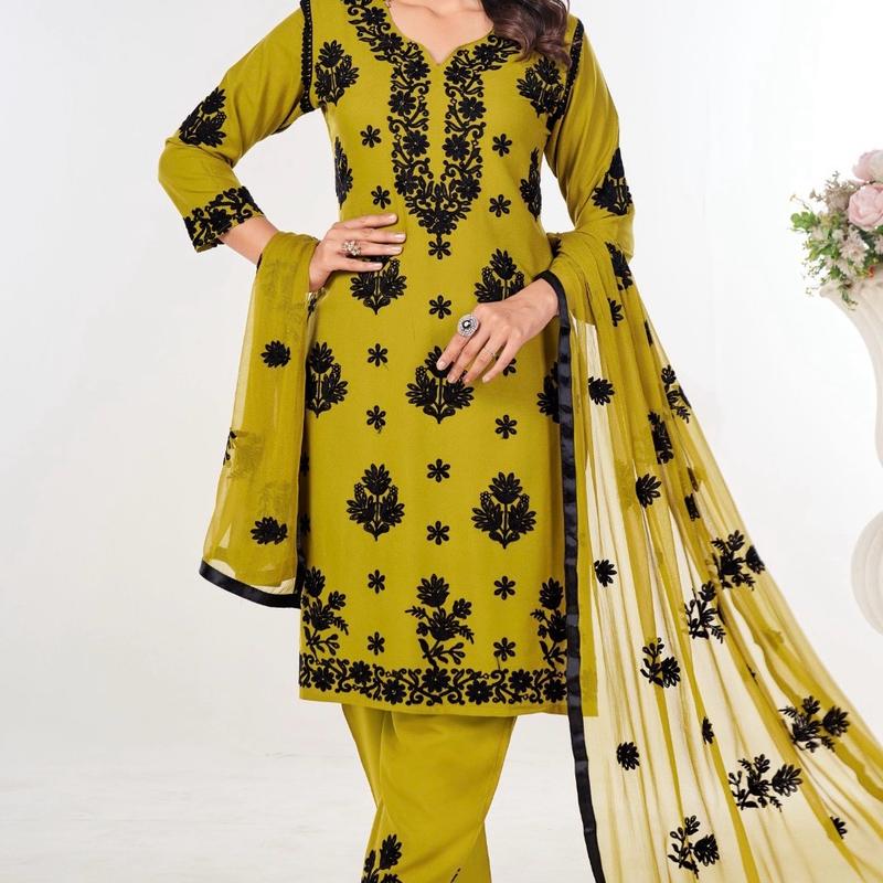 Rayon 3 piece kurta set with heavy Embroidery