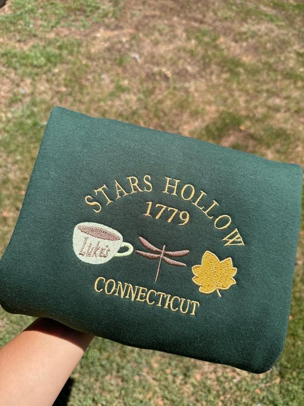 Embroidered Stars Hollow Unisex Fit Sweatshirt, Fall Women Clothing, Crewneck Sweater, Stylish & Comfortable Gifts for Her & Friends