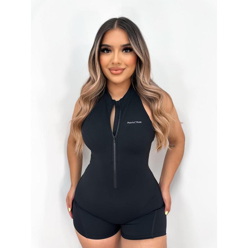 Silhouette Zipper Scrunch Romper