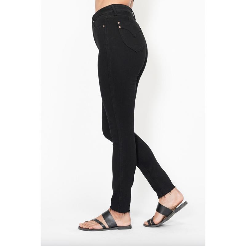 Judy Blue Tummy Control Shield Pocket Skinnies - Black